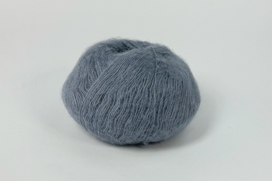 Пряжа Mohair 25гр/200м, блакитний сірий, 17