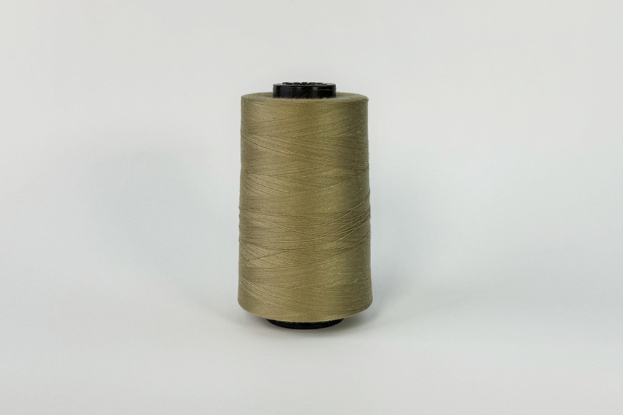 Нитки ПЕ №40/2 5000 м Barva, койот світлий, 7024