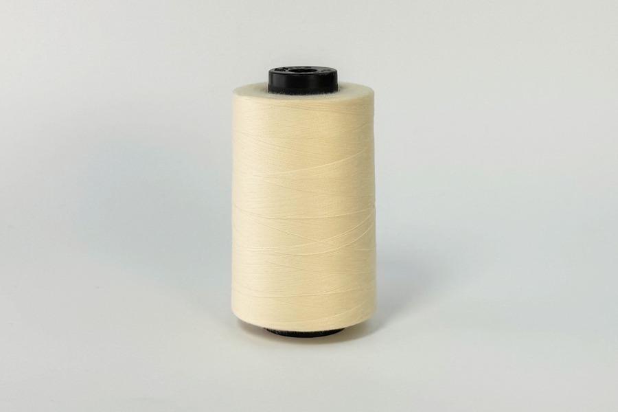 Нитки армовані ПЕ №45/2 3000 м Barva, молочний яскравий, 1011