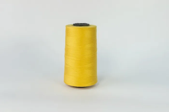 Нитки ПЕ №40/2 5000 м Barva, жовтий натуральний, 3012