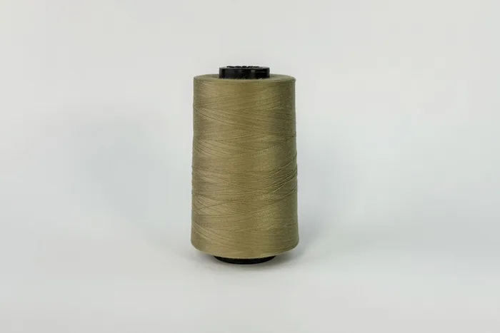 Нитки ПЕ №40/2 5000 м Barva, койот світлий, 7024