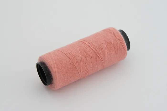 Нитки ПЕ №40/2 250 м Barva, рожевий натуральний, 6036