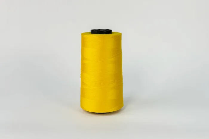 Нитки ПЕ №40/2 5000 м Barva, жовтий натуральний, 3018