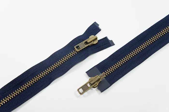 Блискавка YKK, T8, стара латунь, 2 замки, 90 см, синій темний