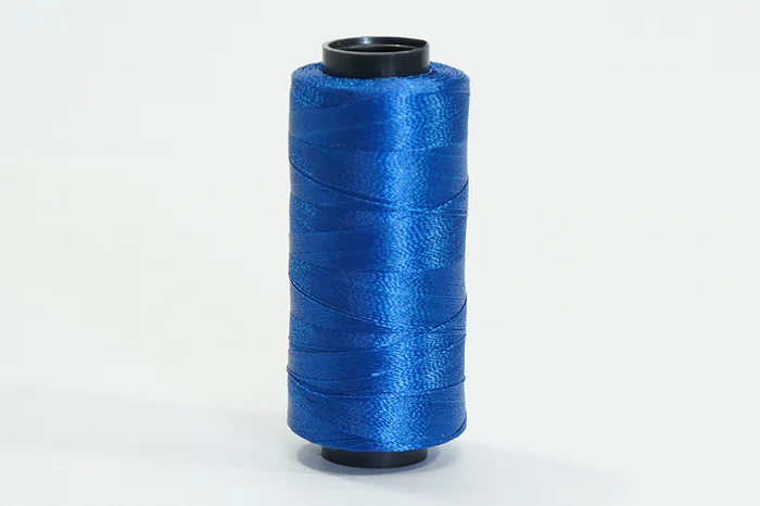 Нитки віскоза №120D/2 500 м Royal, електрик яскравий, 23