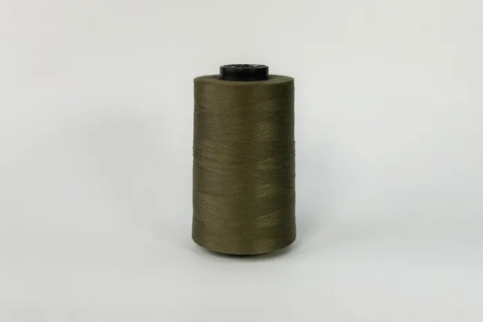 Нитки ПЕ №20/2 2500 м Barva, койот темний, 7057
