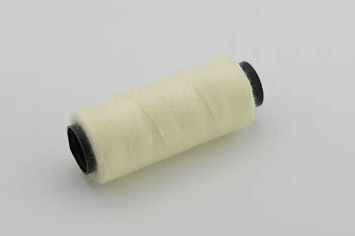 Нитки ПЕ №40/2 250 м Barva, жовтий блідий, 3027