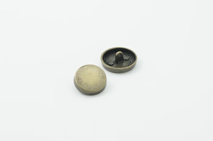 Гудзик 23 мм Mertbutton, стара латунь, MTL-76-36-bronz