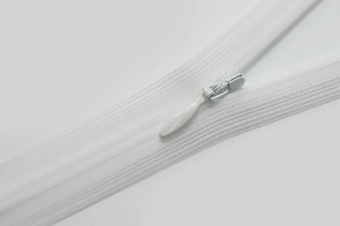 Блискавка YKK, T3 70 см, білий