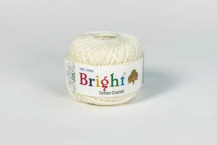 Нитки Ірис 50гр/230м Bright, молочний кремовий, 205
