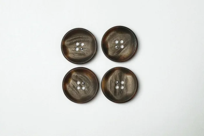 Гудзик 28 мм Mertbutton, коричневий темний, 3007-44-0113